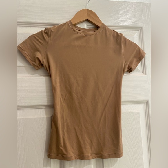 Skims Fits Everybody T-Shirt sienna size xs new condition - Picture 7 of 7